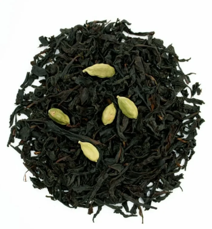 Organic Saffron Cardamom Black Tea – Luxurious Spiced Loose Leaf Blend | Energizing & Aromatic - Image 2